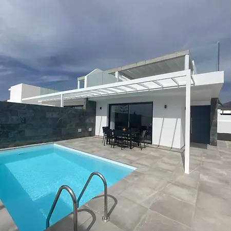 Aguja Con Piscina Y Barbacoa Disfrutar * Puerto Calero