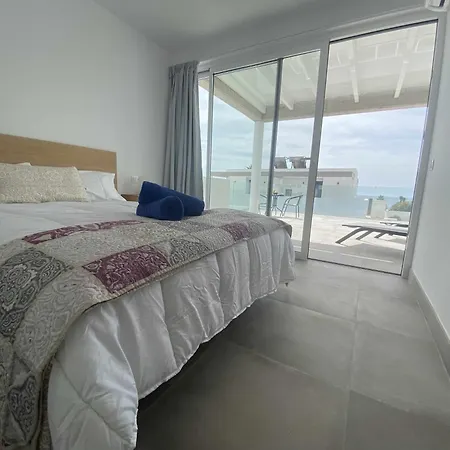 Aguja Con Piscina Y Barbacoa Disfrutar Puerto Calero