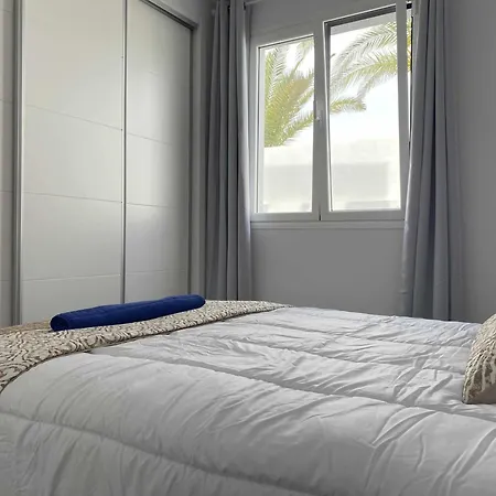 Aguja, Con Piscina Y Barbacoa Disfrutar * Puerto Calero